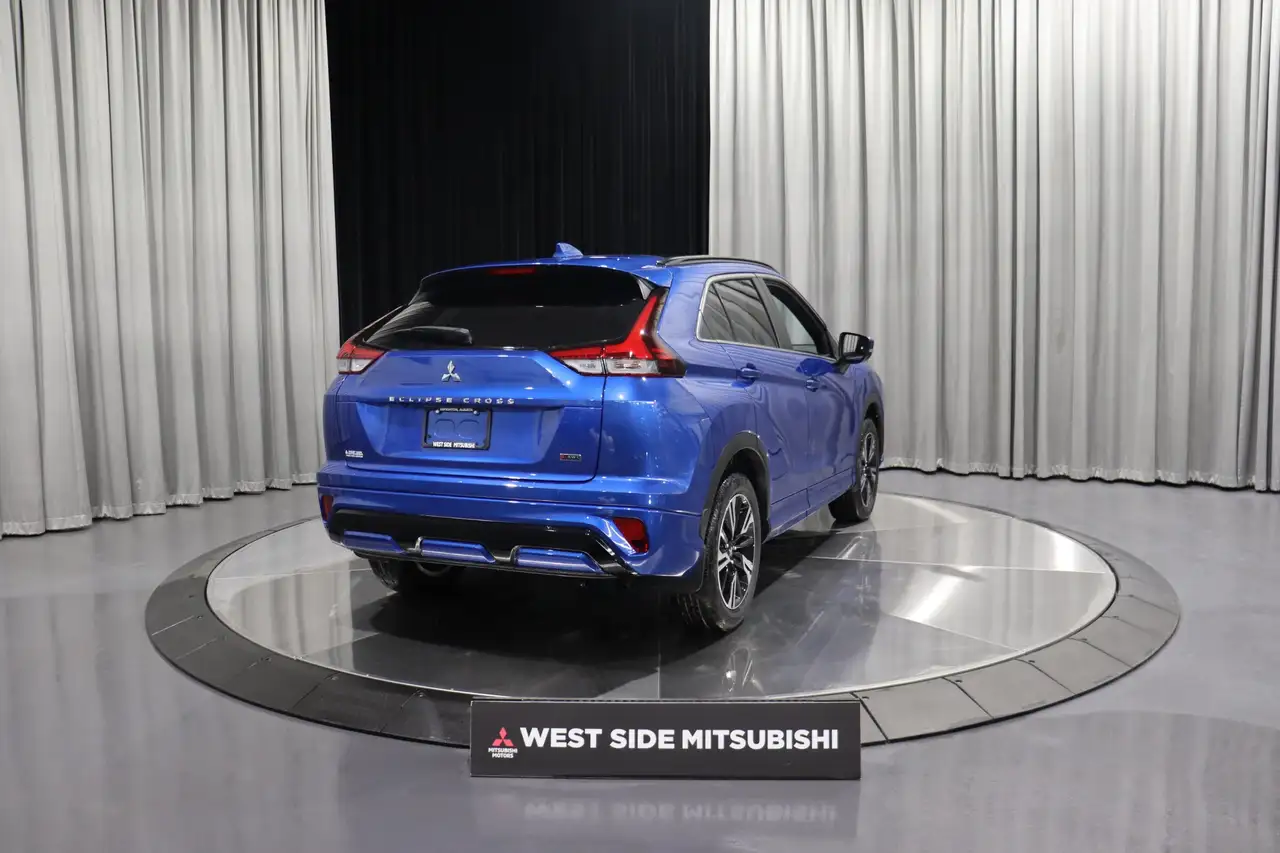 Mitsubishi Eclipse Cross снимка Mitsubishi Eclipse Cross