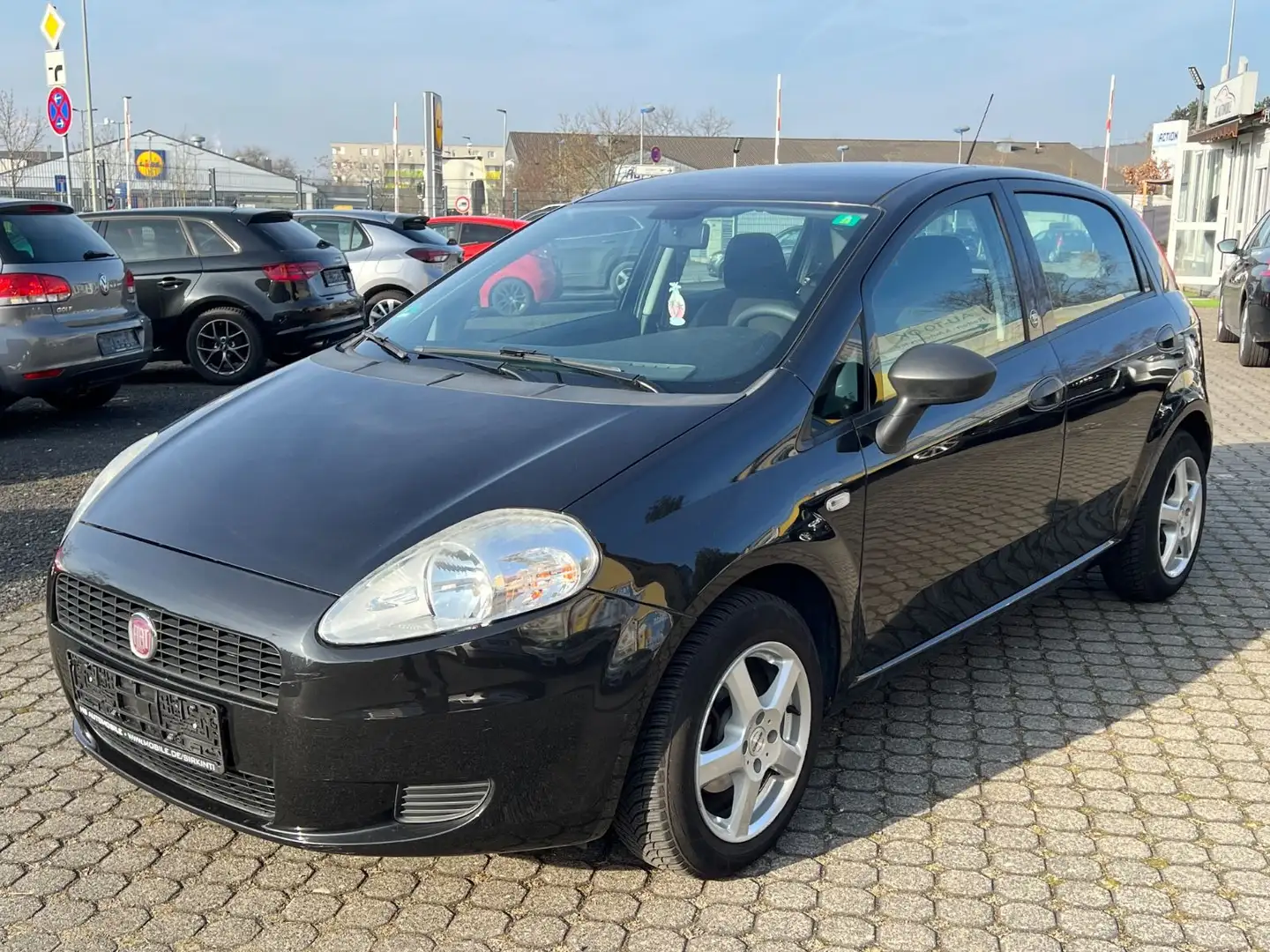 Fiat Grande Punto 1.2 8V Basis Schwarz - 1