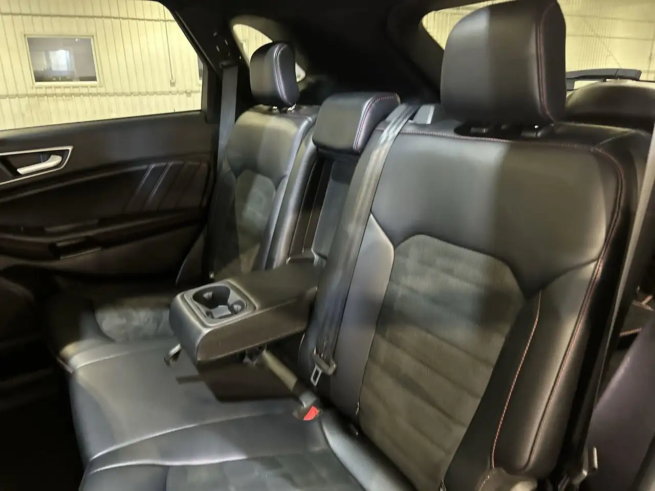 Ford Edge снимка Ford Edge
