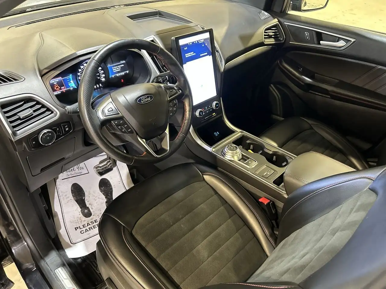 Ford Edge снимка Ford Edge