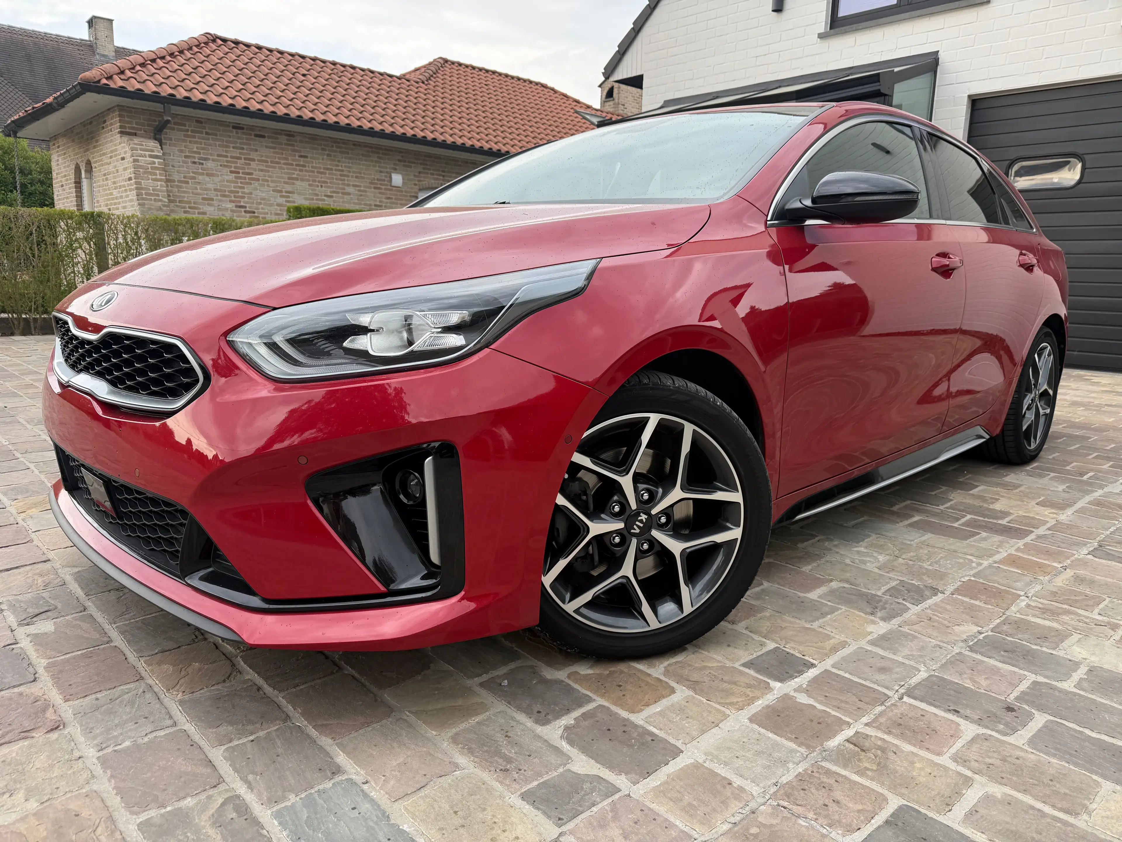 Kia ProCeed / pro_cee'd 1.4 T-GDi GT-Line DCT ISG
