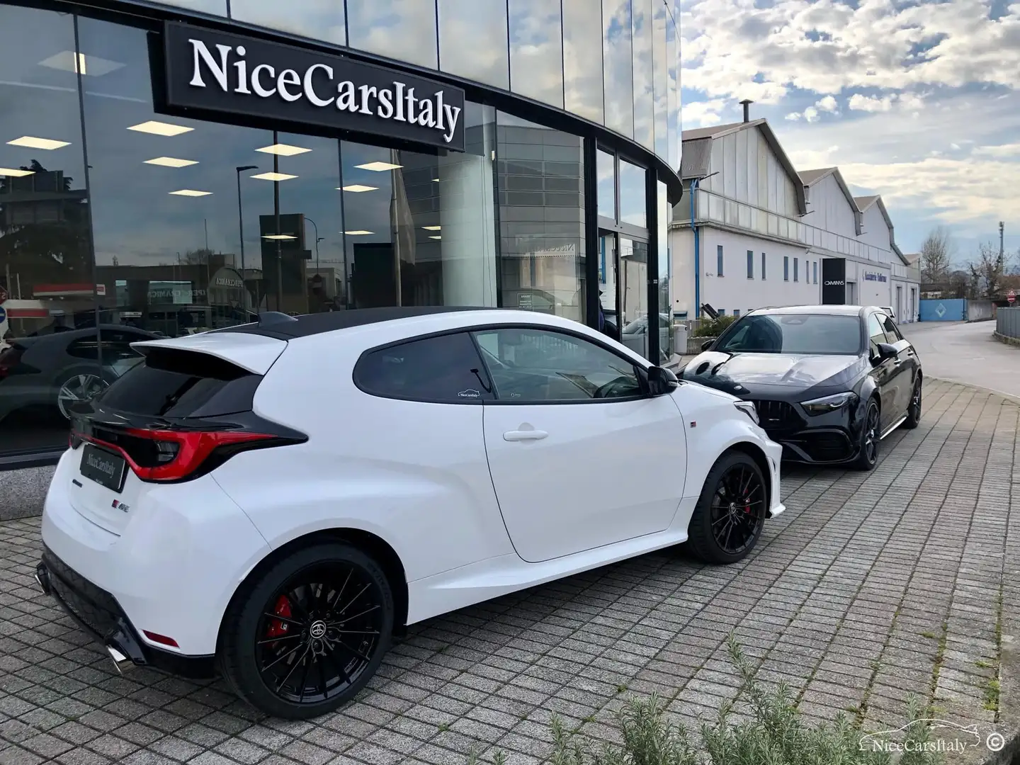 Toyota Yaris GR AUTO 280cv NUOVA GARANZIA UFFICIALE - 1