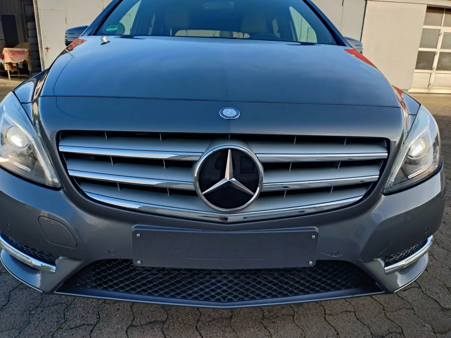 Mercedes-Benz B 250 B 250 sport tourer// Aus 1.Hand// Scheckheft Сірий - 1