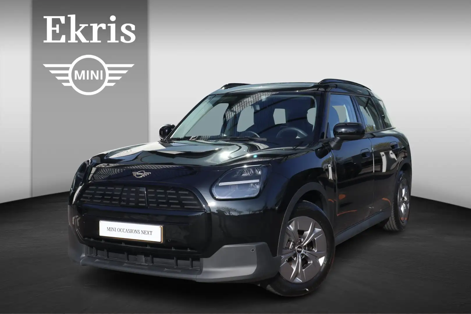 MINI Countryman E / Essential trim + Pakket XS Zwart - 1