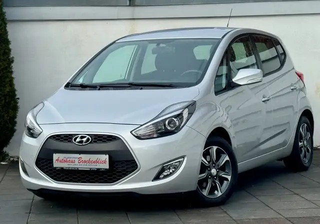 Hyundai iX20 1.6 Style Automatik*erst 36tkm*Navi*RFK*