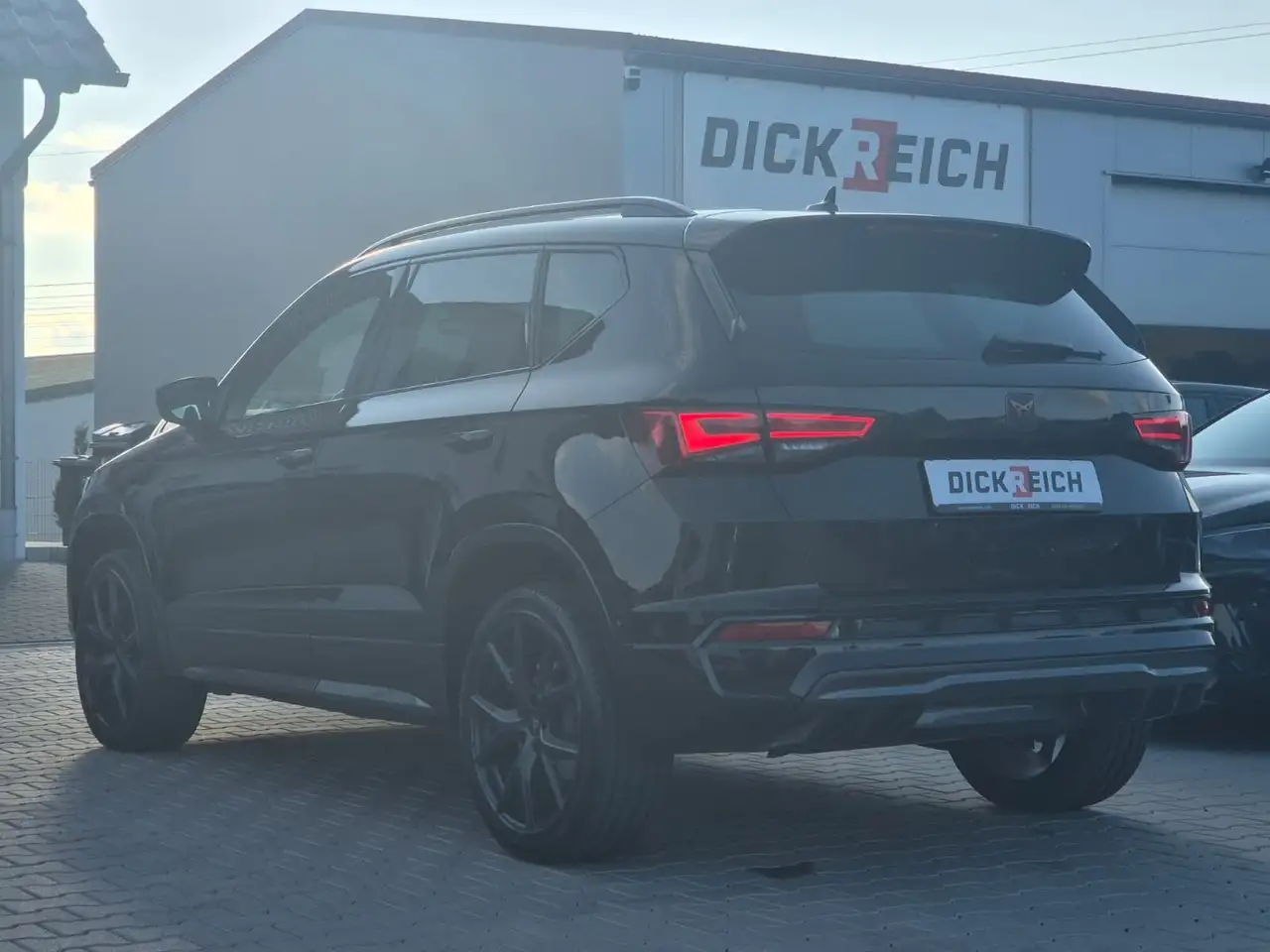 Cupra Ateca 1.5 TSI DSG PANO*DINAMICA*ACC*KAM*AHK*19", миниатюра 6