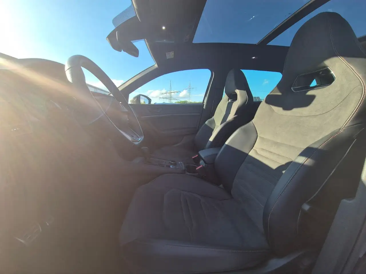 Cupra Ateca 1.5 TSI DSG PANO*DINAMICA*ACC*KAM*AHK*19", миниатюра 13