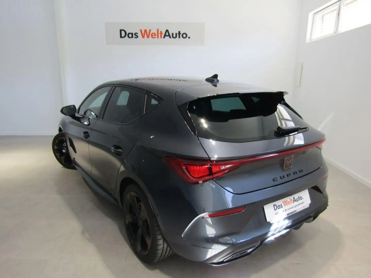CUPRA Leon 1.5 ETSI DSG 110Kw Gris - 2