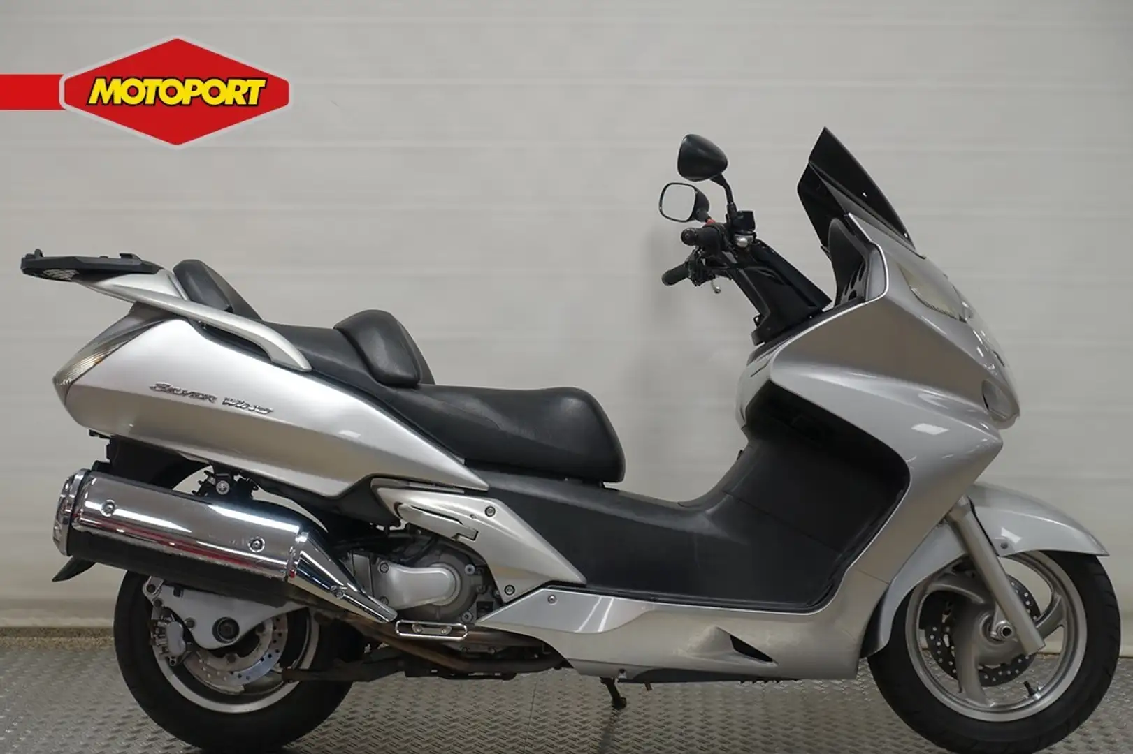 Honda Silver Wing FJS 600 SILVERWING Zilver - 1