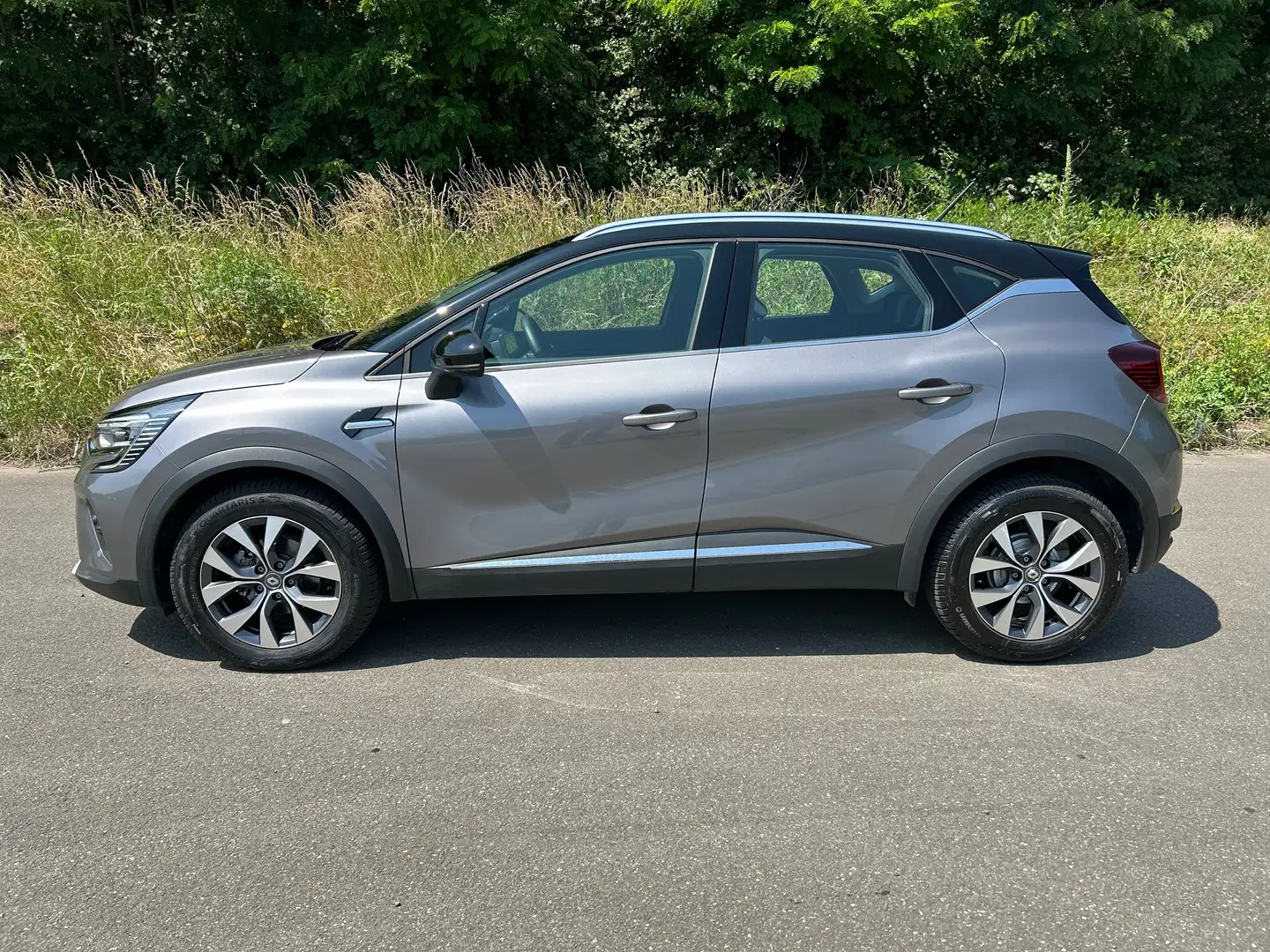 Renault Captur Captur TCe 140 EDC GPFINTENS Grau - 2