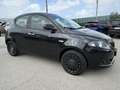 Lancia Ypsilon 1.0 firefly hybrid Silver s&s 70cv Schwarz - thumbnail 4