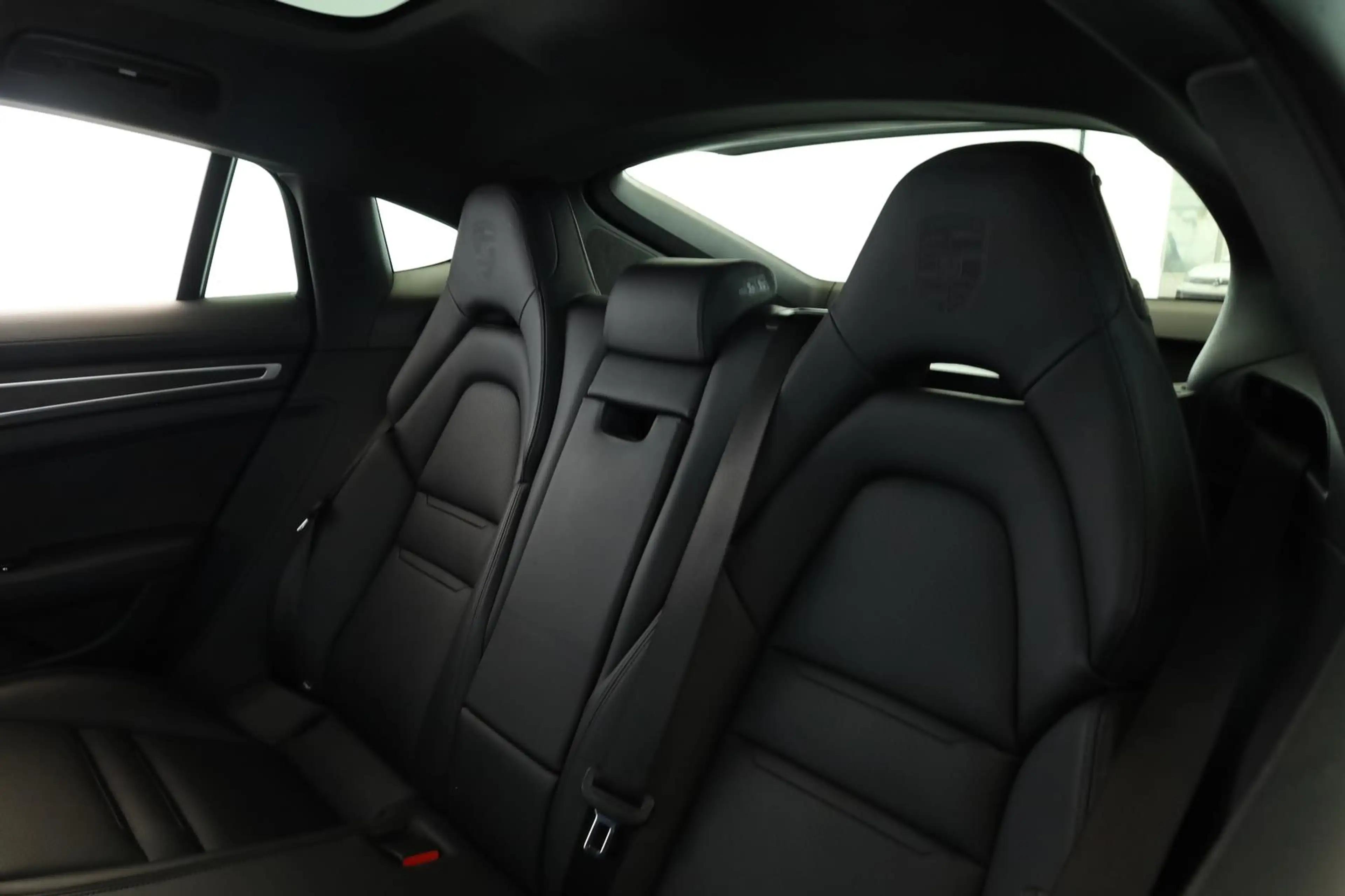 Porsche Panamera 4 E-Hybrid Platinum Edition Inno HUD 21 — photo 14