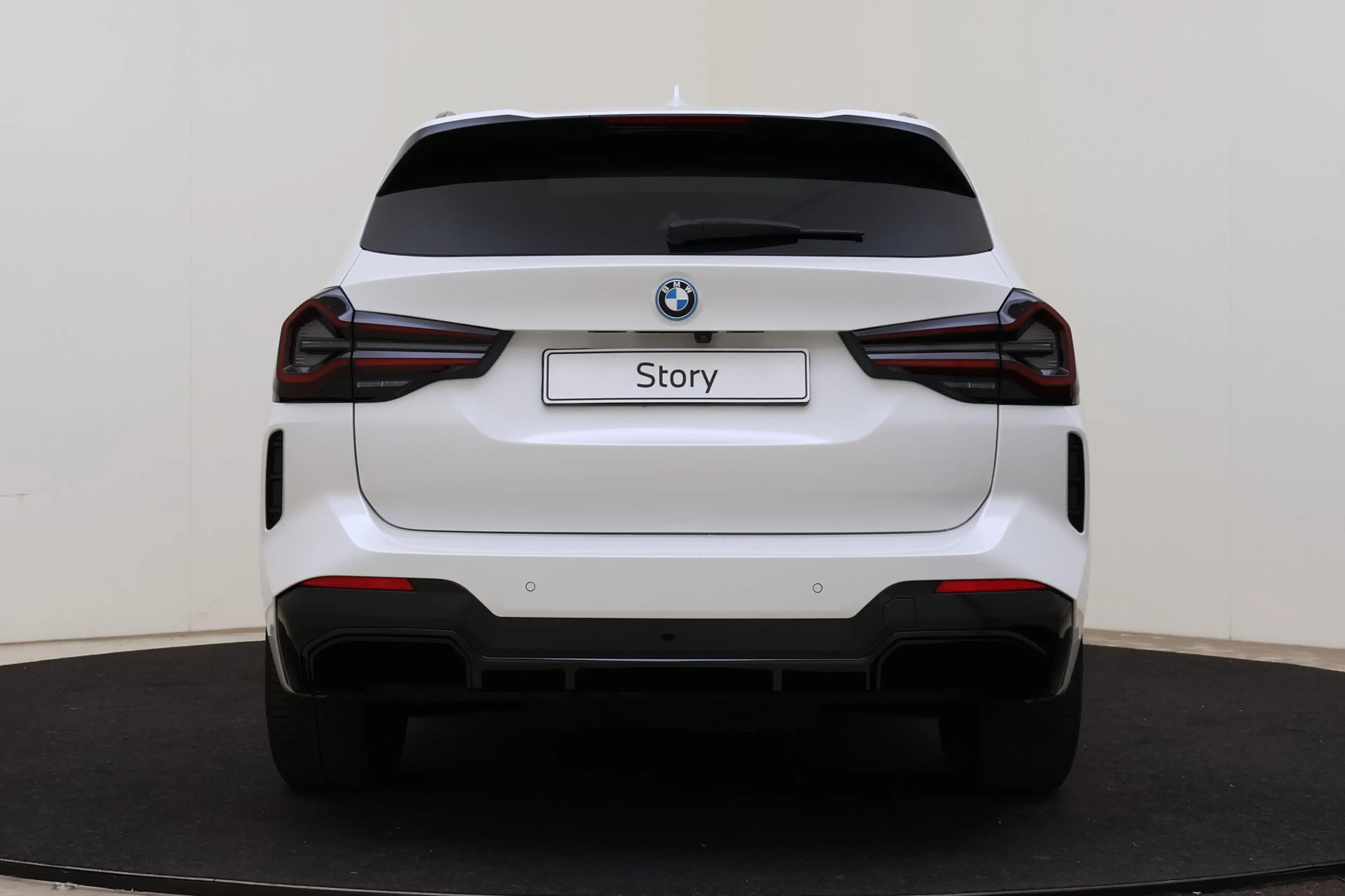 BMW iX3 Executive / Sportstoelen / Adaptieve LED / Achteru — photo 5