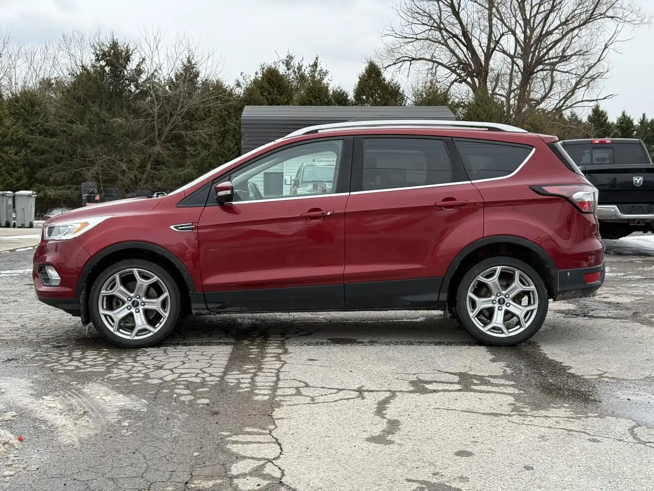 Ford Escape снимка Ford Escape