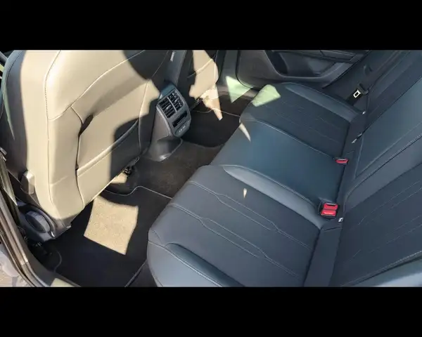 Cupra Formentor view 6
