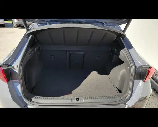 Cupra Formentor view 13