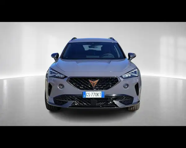 Cupra Formentor view 8