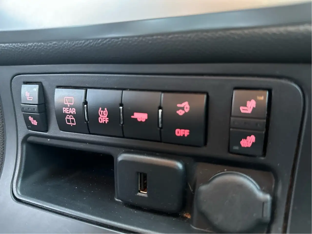 GMC Acadia снимка GMC Acadia