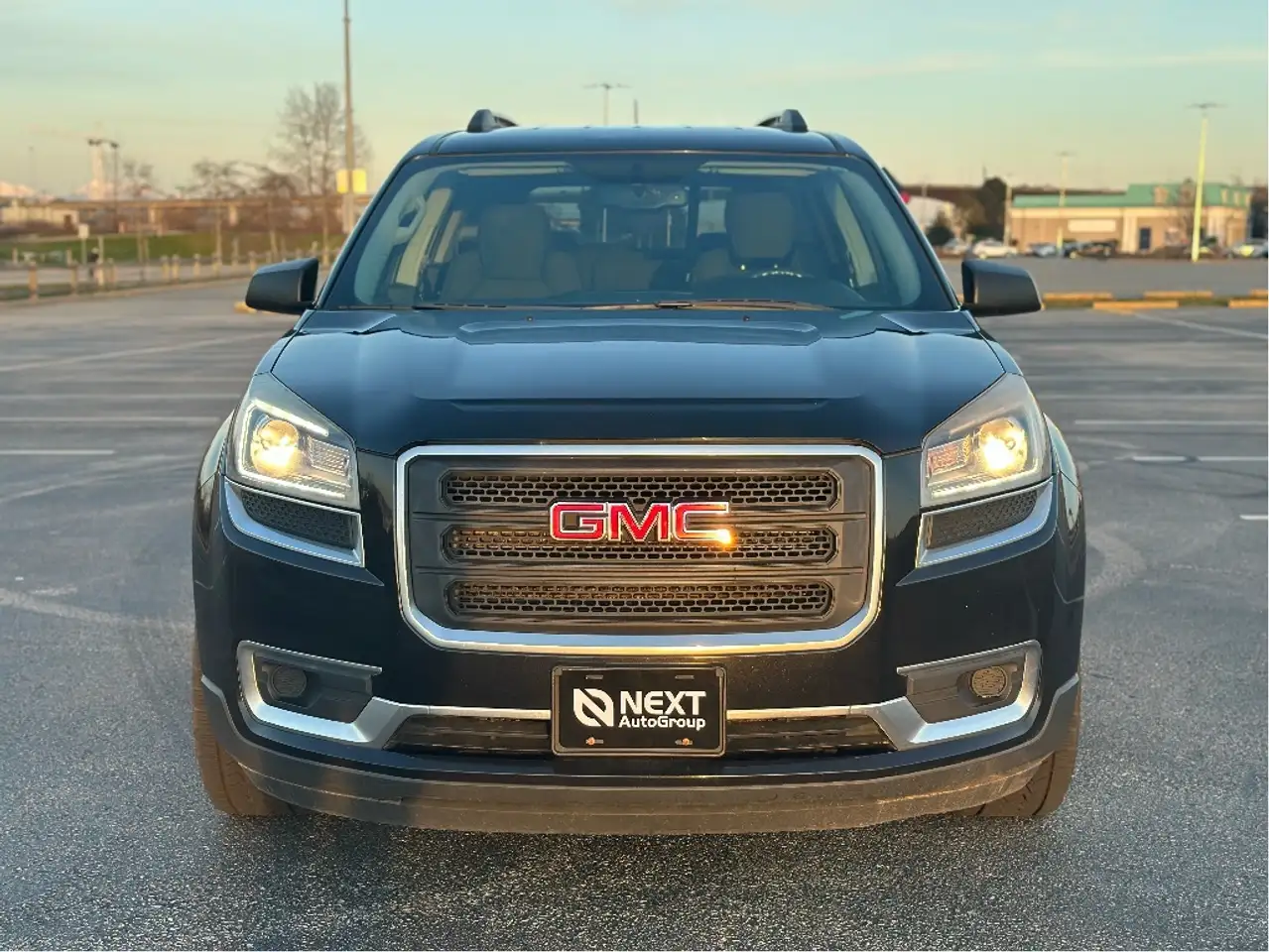 GMC Acadia снимка GMC Acadia