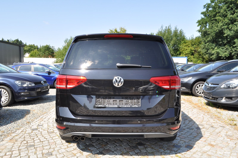 Volkswagen Touran Highline BMT /ACC/MASSAGE/S-HEFT/LED/PDC — photo 5