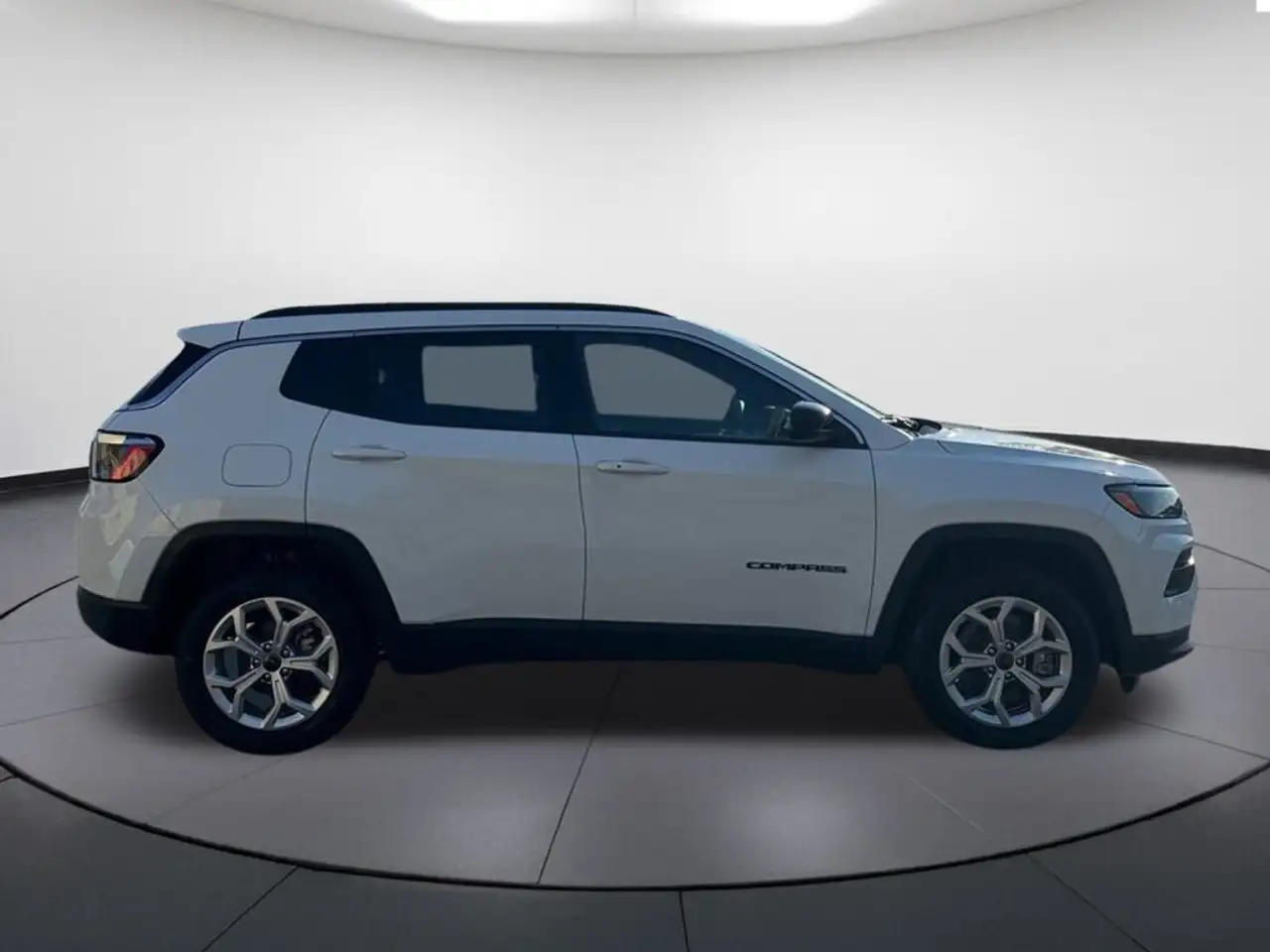 Jeep Compass снимка Jeep Compass
