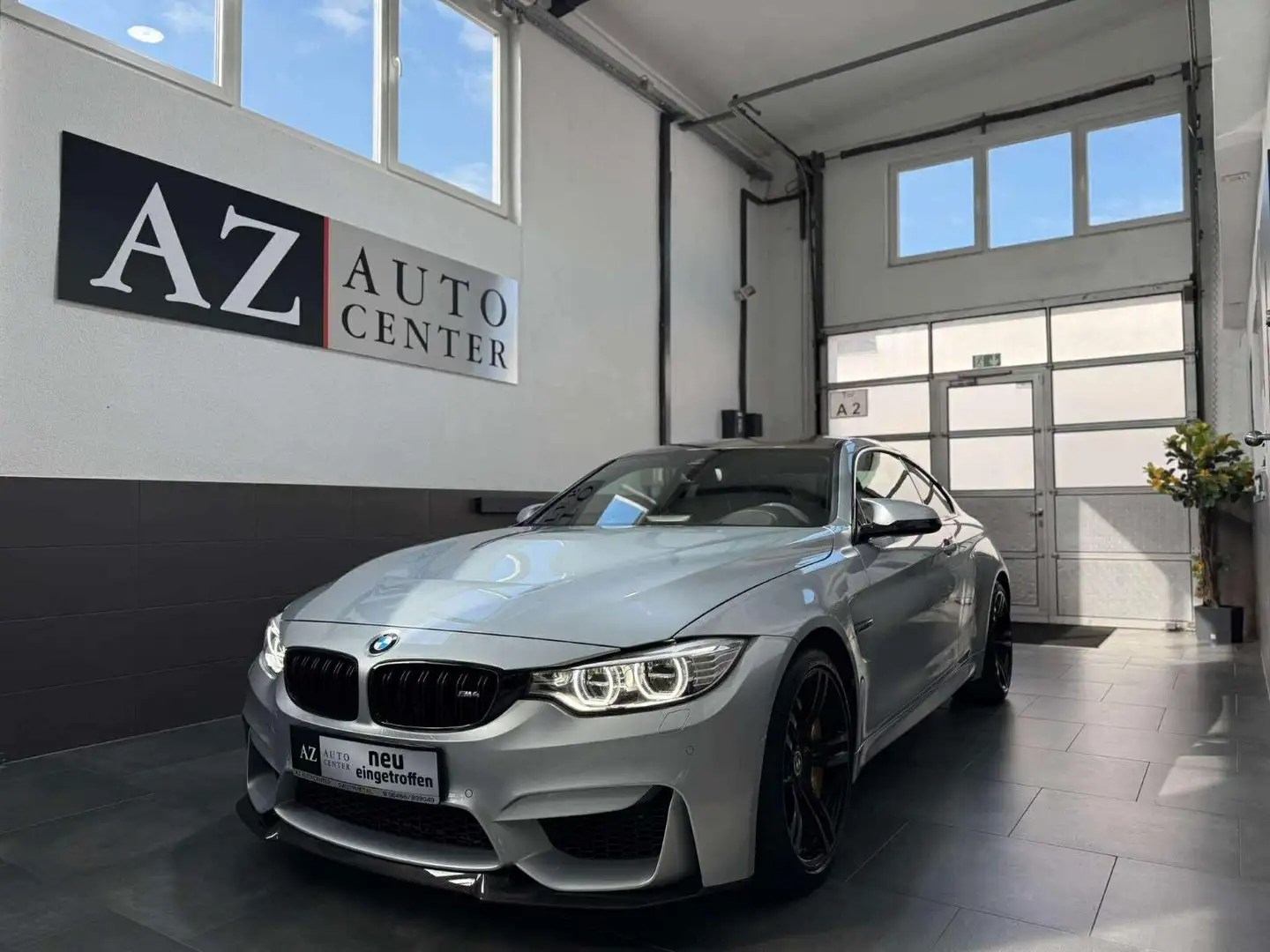 BMW M4 Coupe GTS Umbau M Performance/LED CARBON Silber - 2