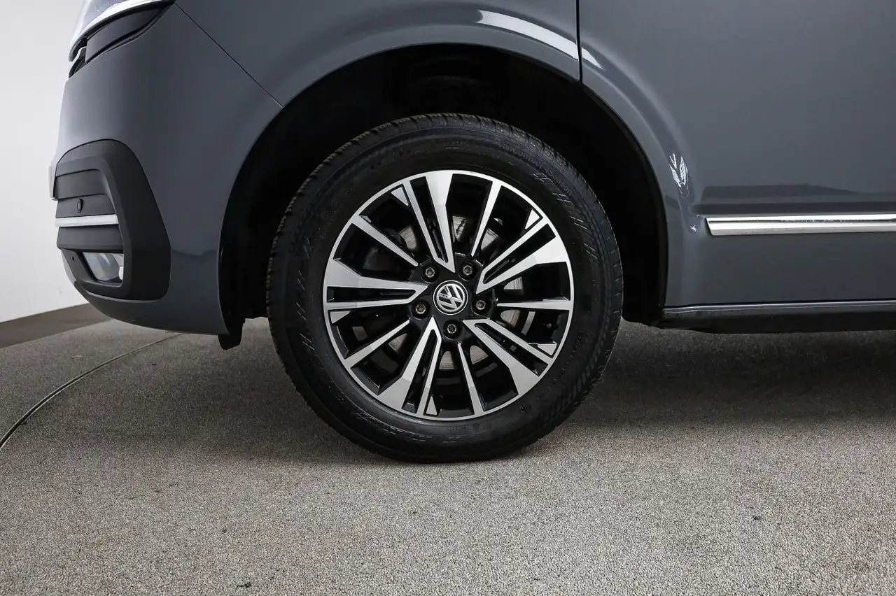 Volkswagen T6.1 Multivan Comfortline "Gen Six" 2.0 l TDI *A 8