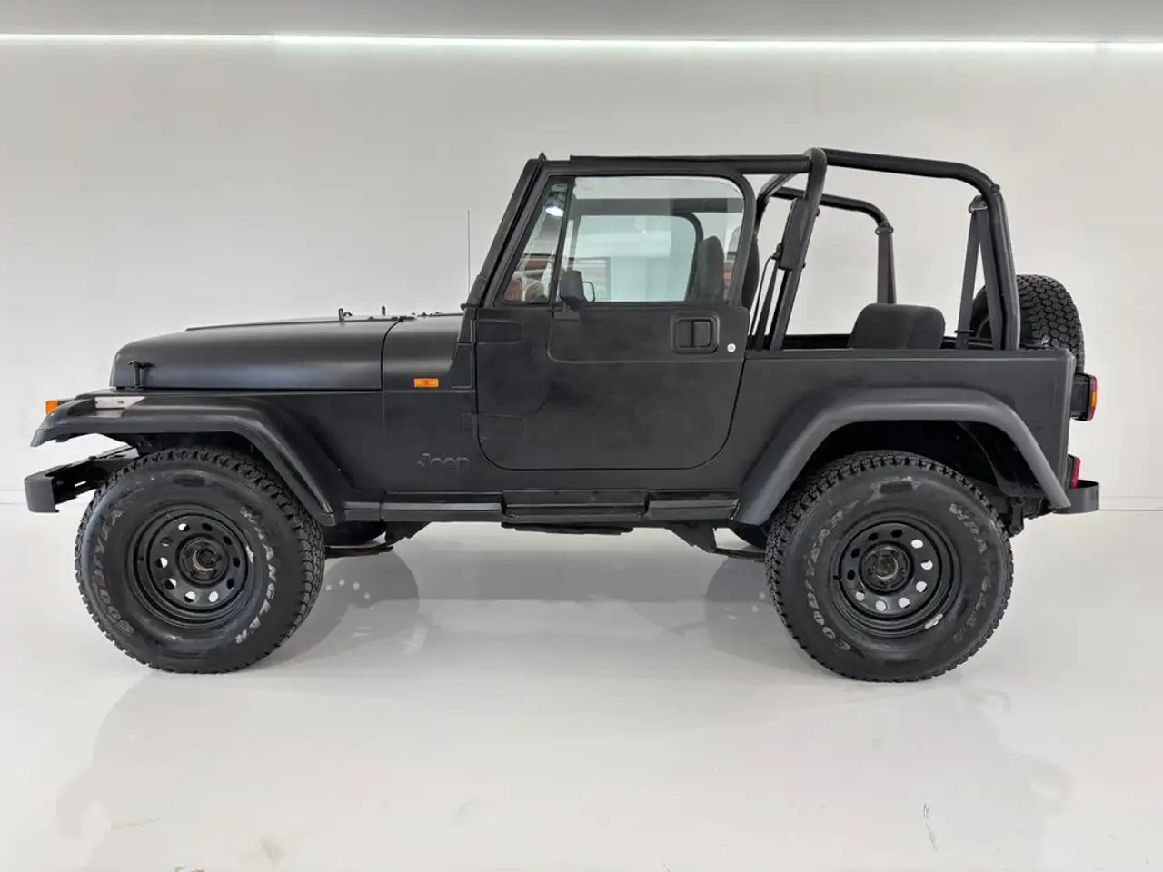 Jeep Wrangler 2.5 Hard Top, foto 4
