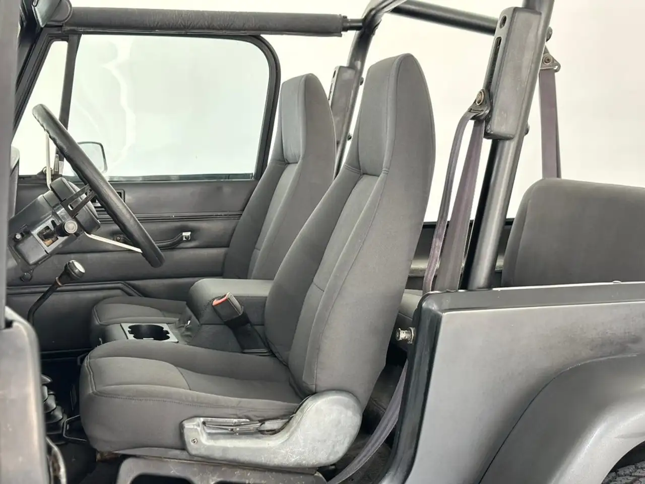 Jeep Wrangler 2.5 Hard Top, foto 3