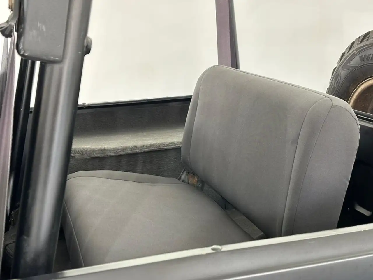 Jeep Wrangler 2.5 Hard Top, foto 12