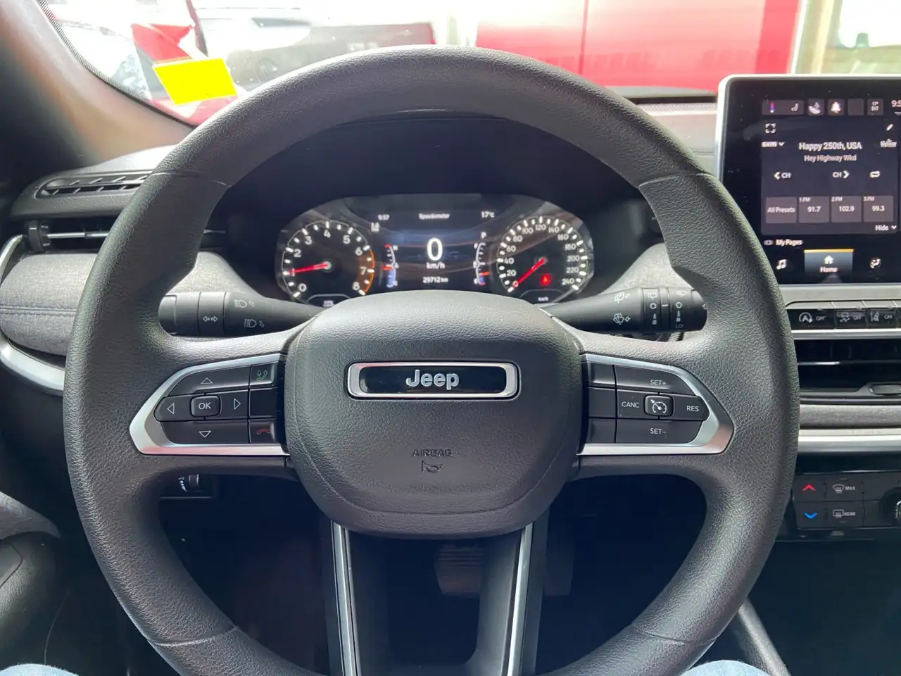 Jeep Compass снимка Jeep Compass