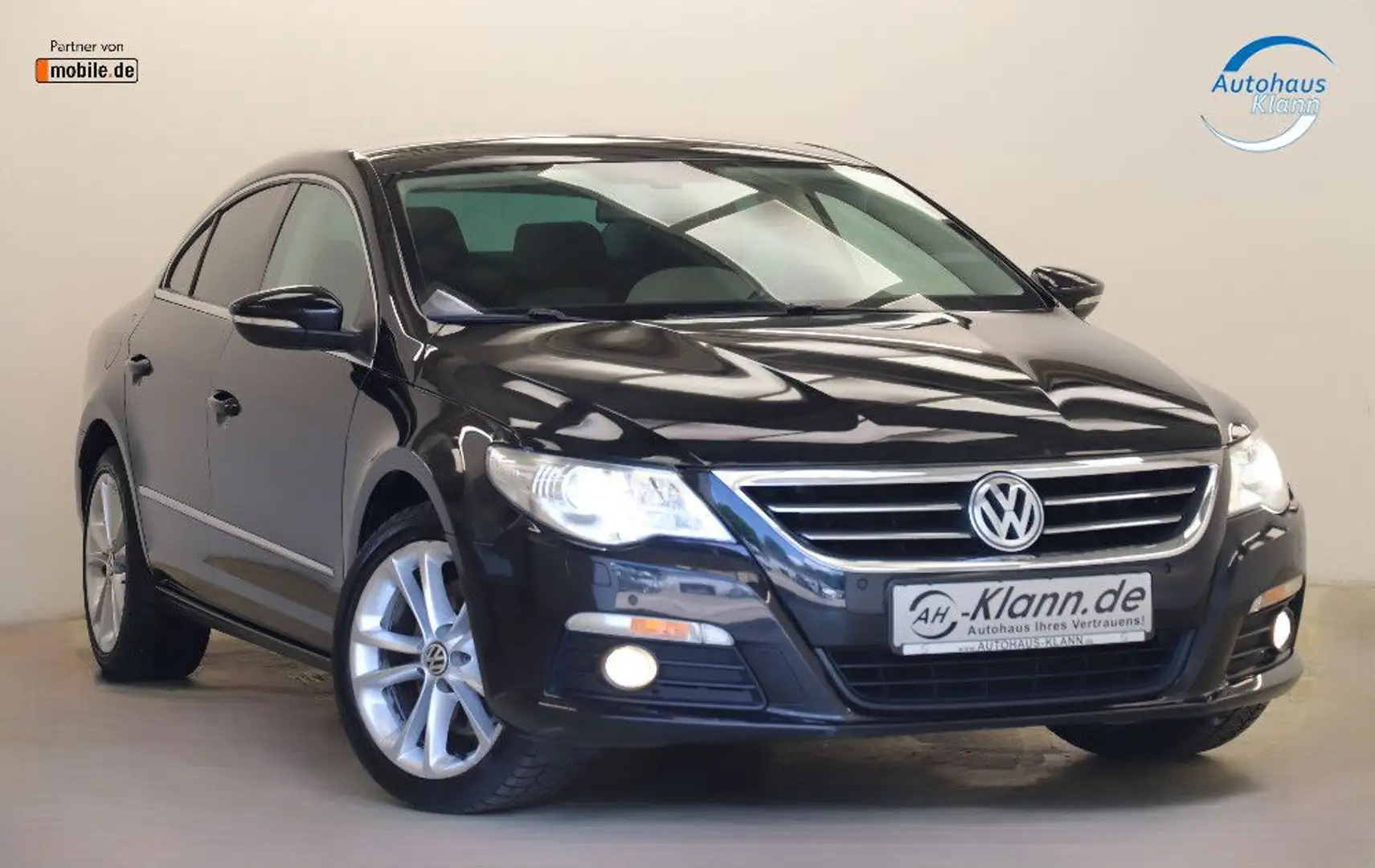 Volkswagen Passat CC 2.0TSI 200PS Tempomat Navi DCC Černá - 1