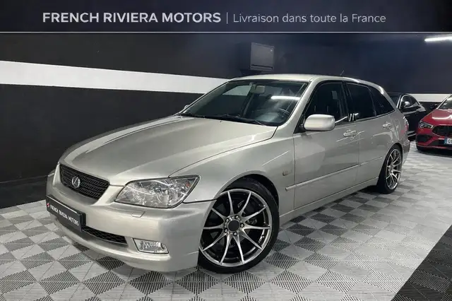 Lexus IS 300 IS300 II (2) - 2002 -BVA - CARPLAY - SPORTCROSS - 213 CH -