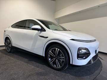 AWD Performance | Panorama dak | Premium interieur