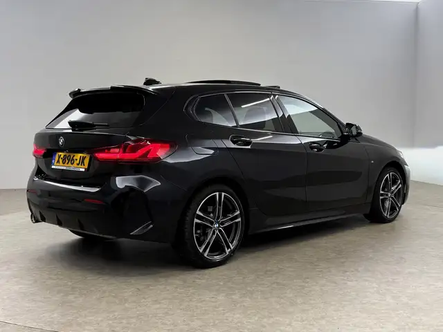 BMW 1 Series view 12
