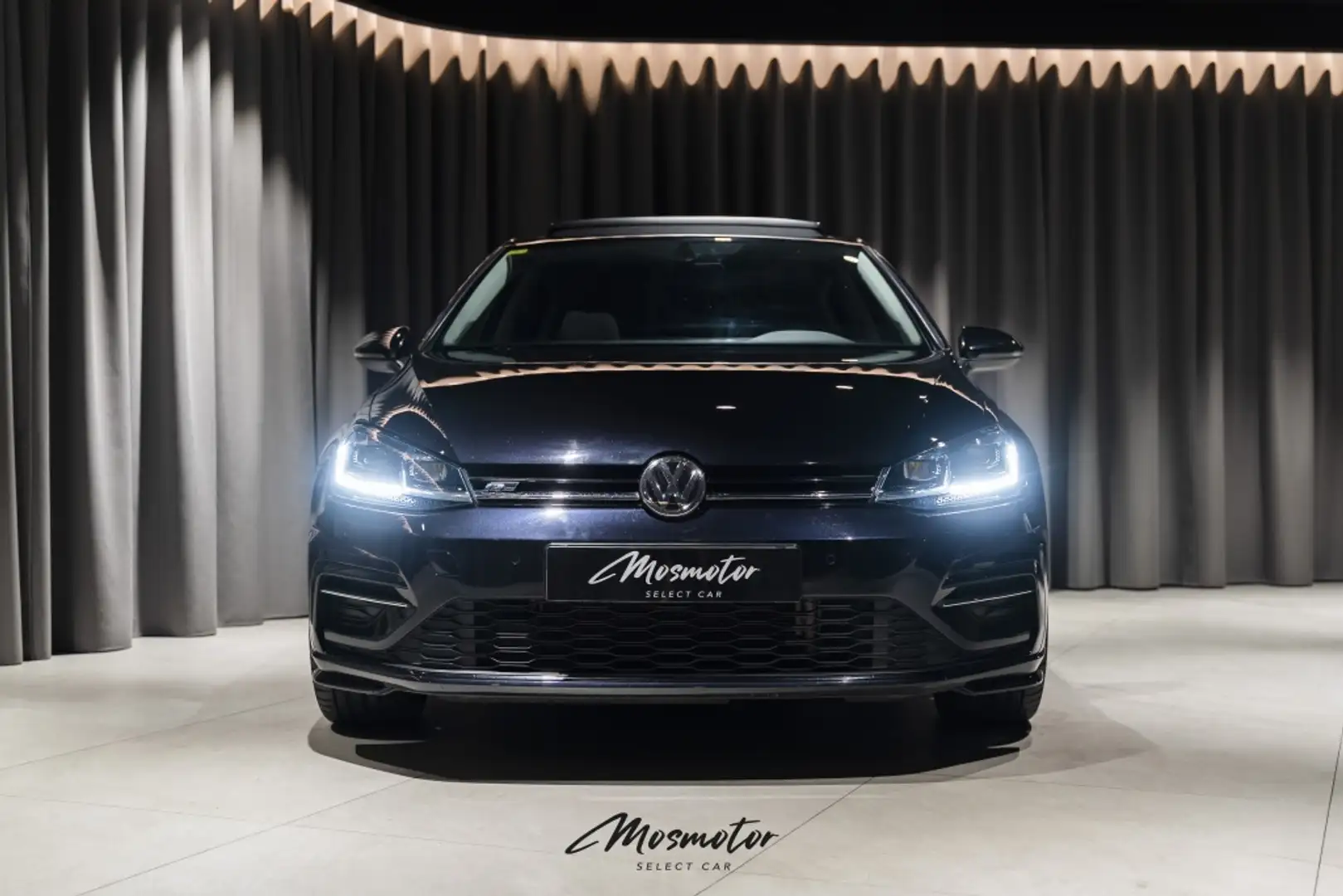 Volkswagen Golf 2.0TDI R-Line 110kW Negro - 2