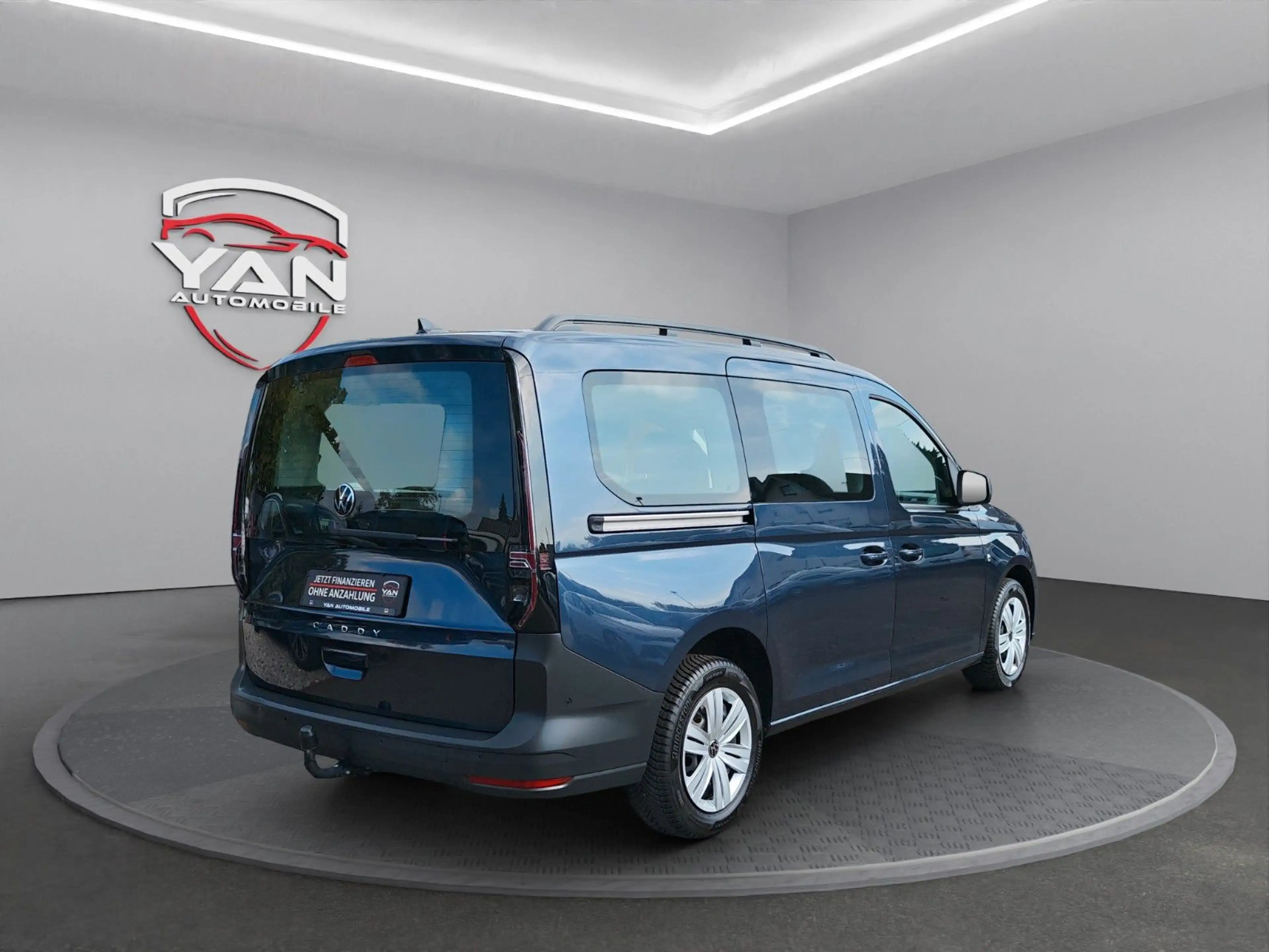 Volkswagen Caddy *7Sitzer*Abstandstempomat*AHK* — photo 6