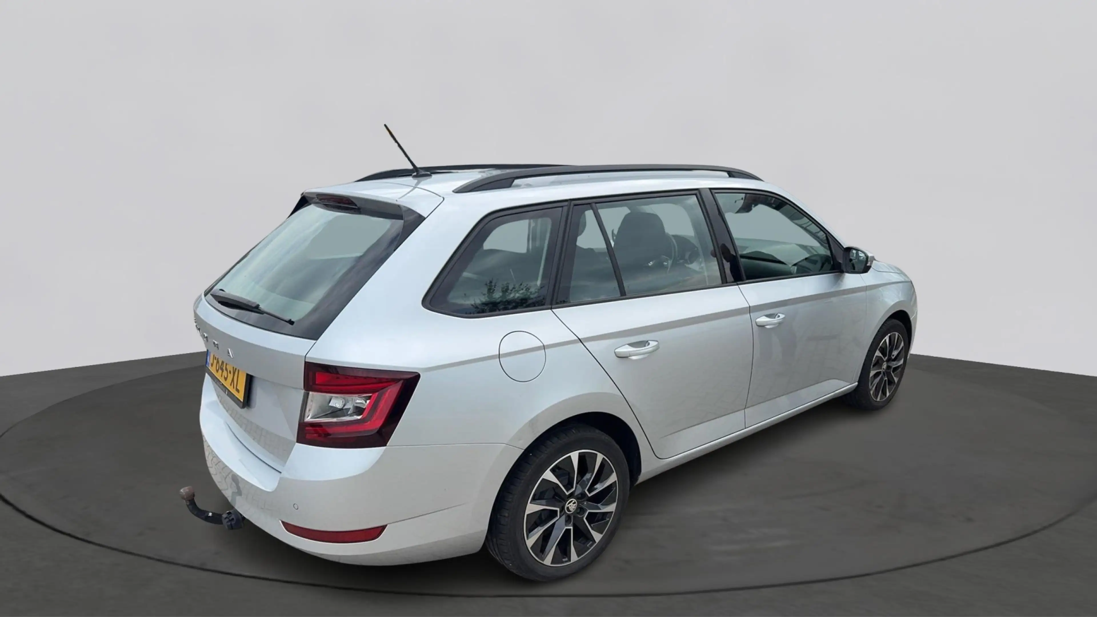 Skoda Fabia Combi 1.0 TSI Business Edition — photo 6