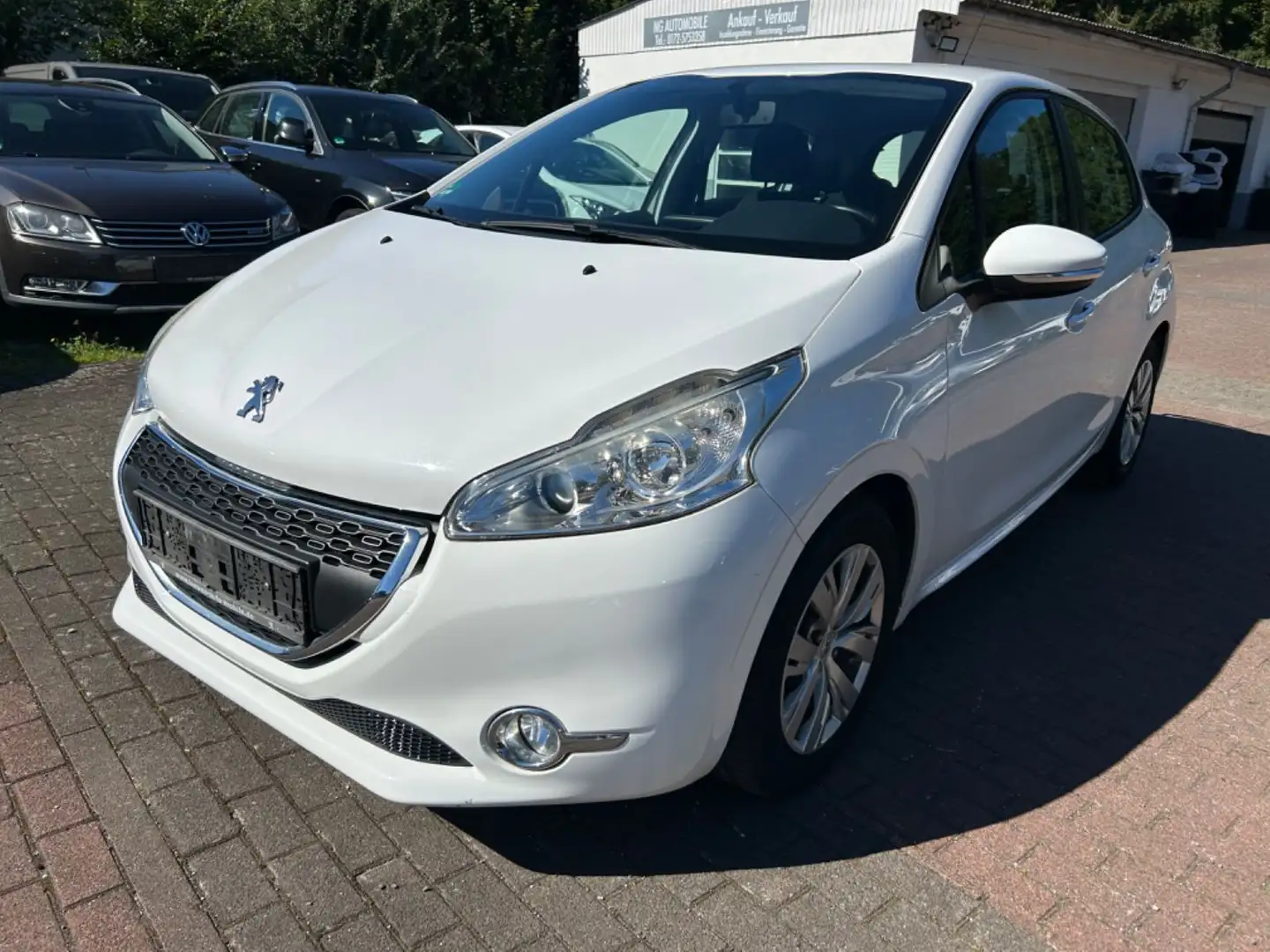 Peugeot 208 Active *Klimaauto*SHZ*PDC*Bluetooth*8-Fach* Blanco - 1