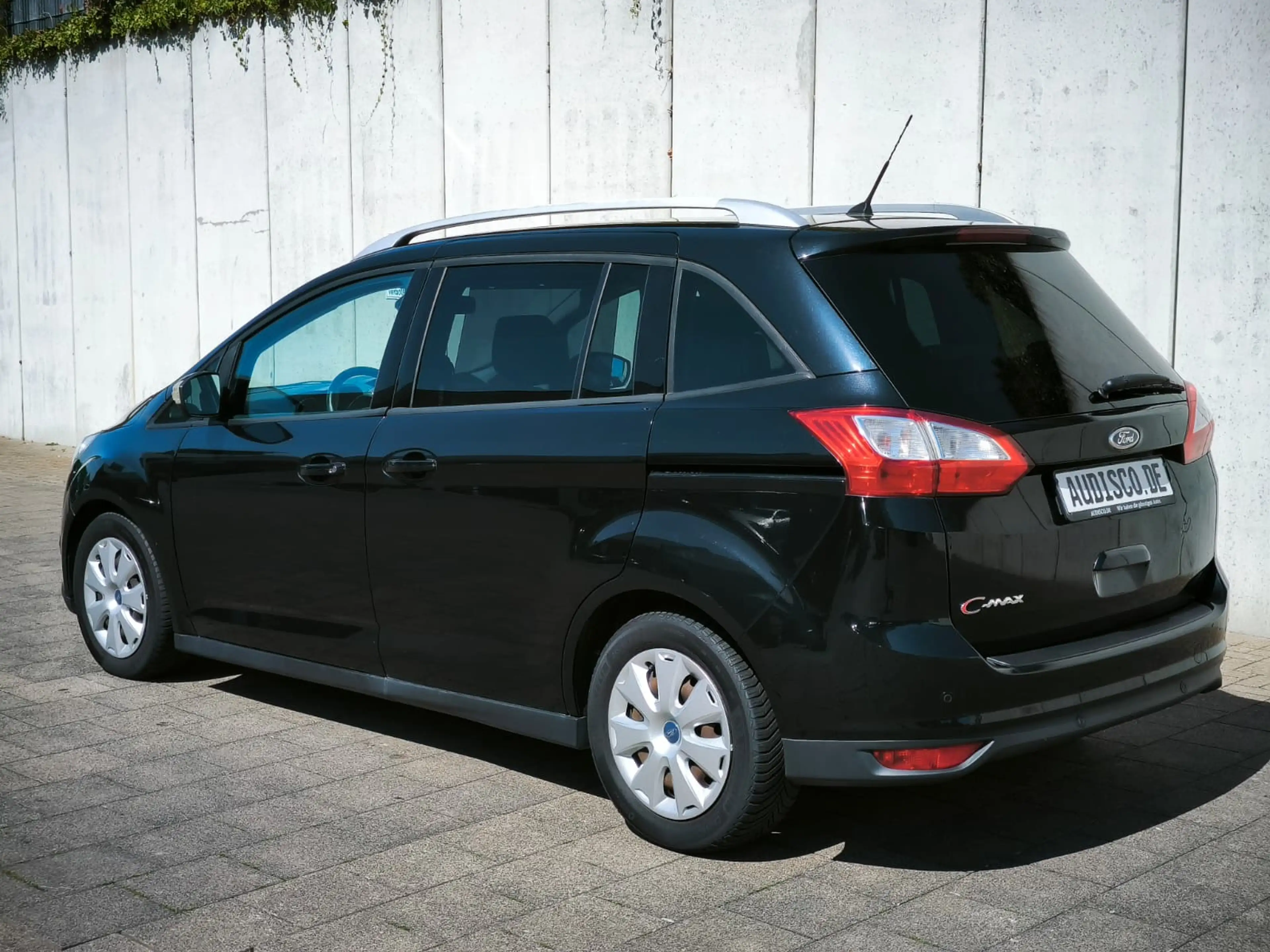 Ford Grand C-Max 2.0TDCi 7-Sitzer AHK Navi Bluetooth — photo 7