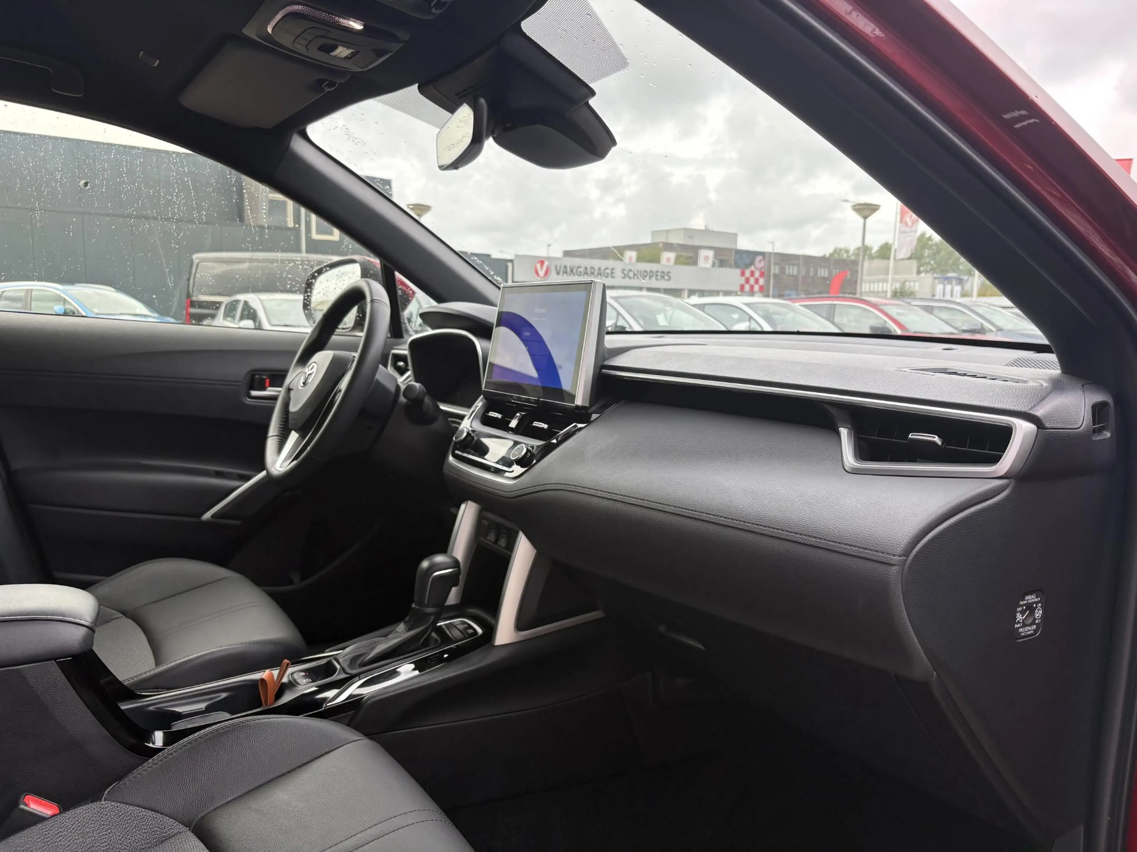 Toyota Corolla Cross Hybrid 200 Style Trekhaak — photo 10
