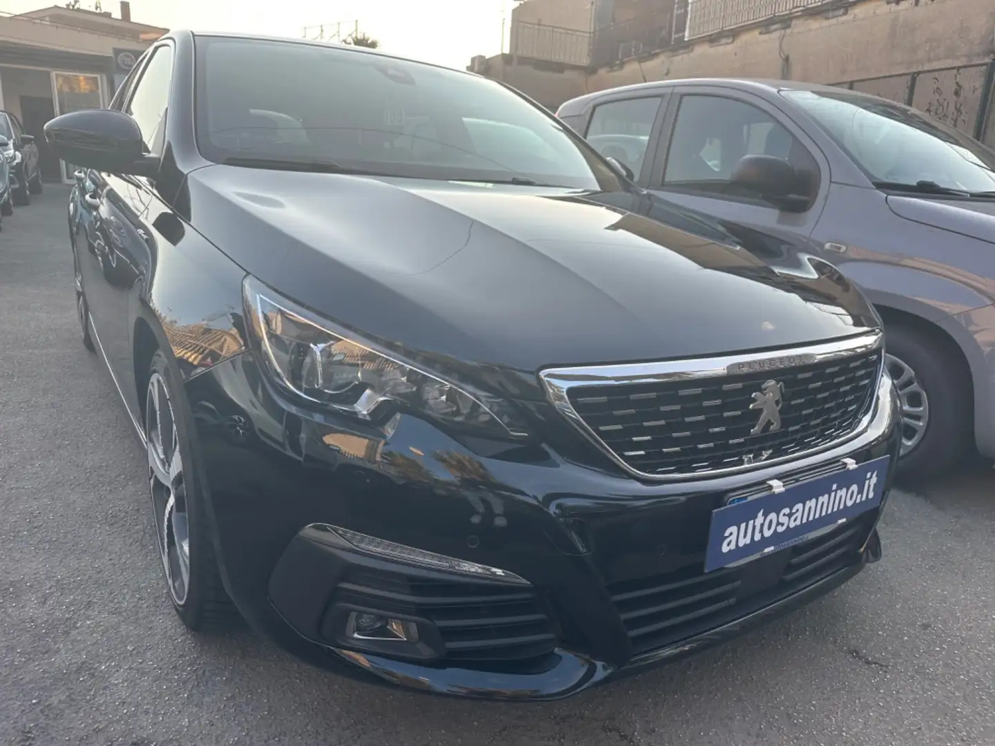 Peugeot 308 BlueHDi 130 S&S EAT8 GT Line Tetto panoramico Negro - 1