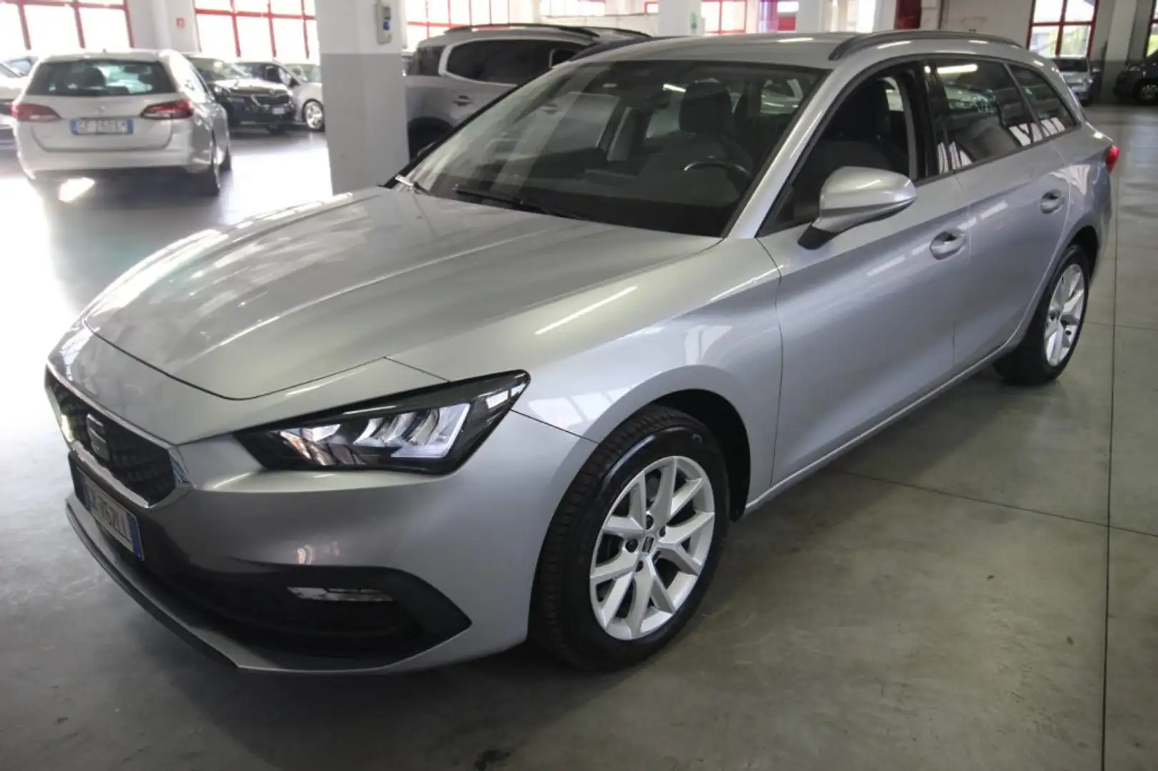 SEAT Leon Sportstourer 2.0 TDI Style 115 CV Grigio - 2