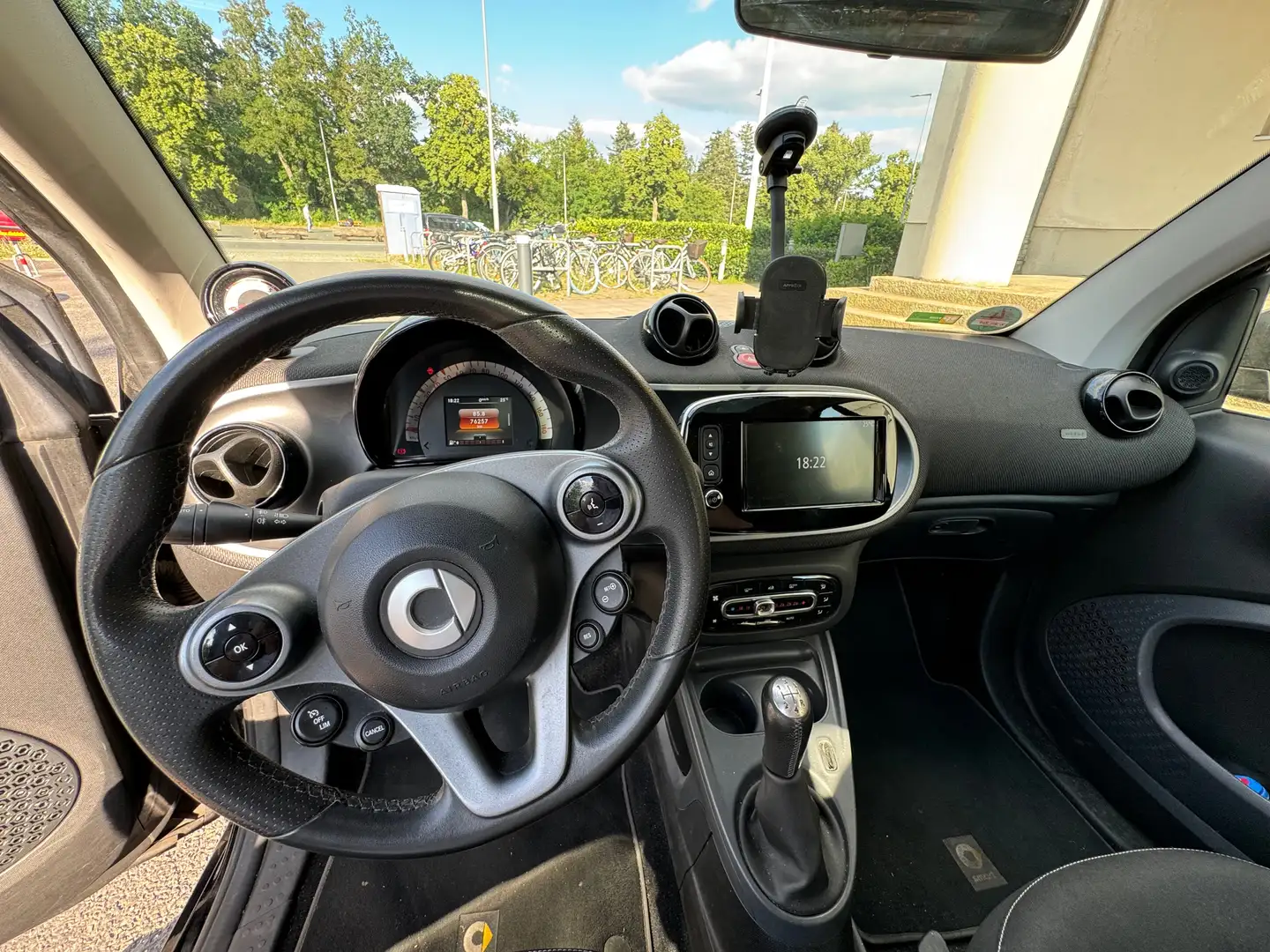 smart forTwo Coupé Passion Schwarz - 2
