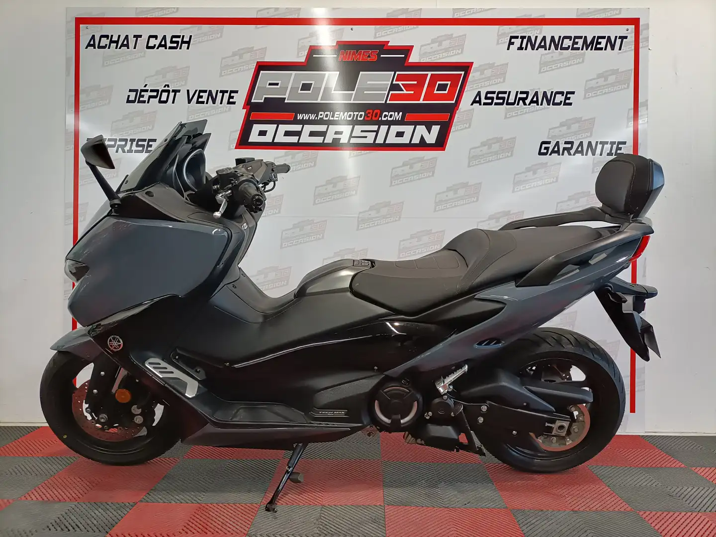 Yamaha TMAX 560 Gris - 2