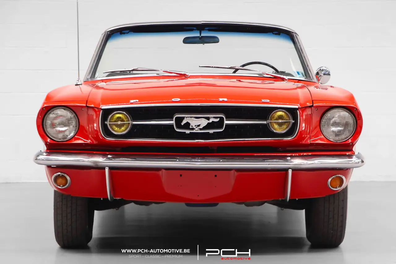 Ford Mustang Cabriolet 200ci 3.3 6 Cylindres Automatique, foto 6