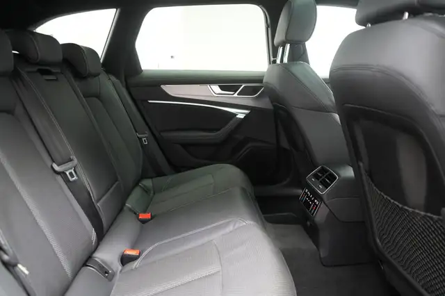 Audi A6 view 20