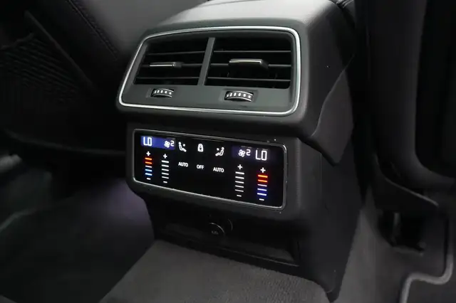 Audi A6 view 21