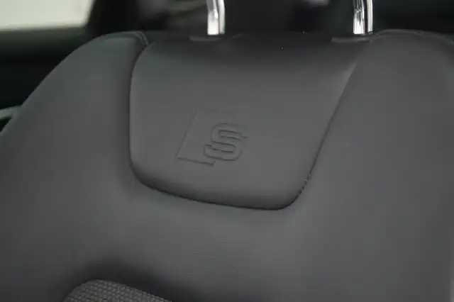 Audi A6 view 25