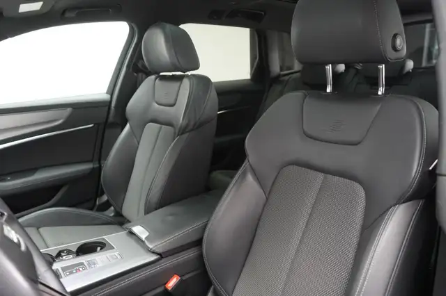 Audi A6 view 24
